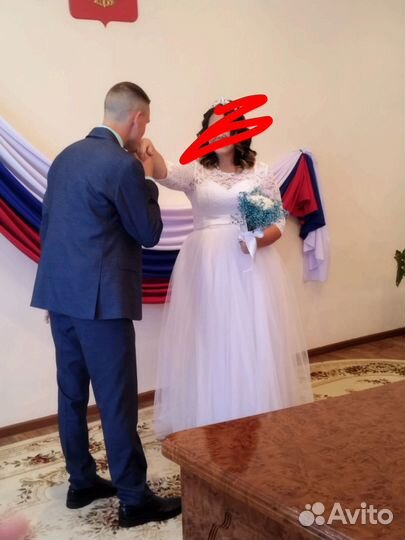 Свадебное платье