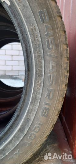 Nokian Tyres Hakkapeliitta 8 245/45 R18