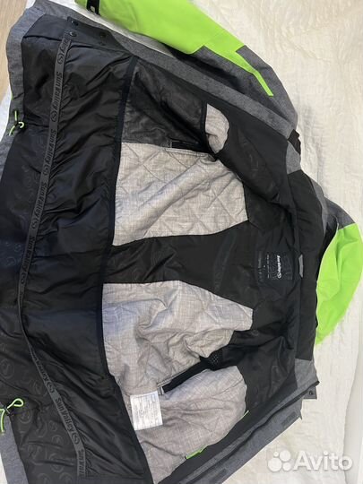 Куртка горнолыжная