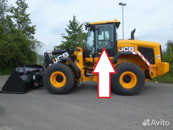 Стекло дверное JCB 417HT / 434S / 457ZX