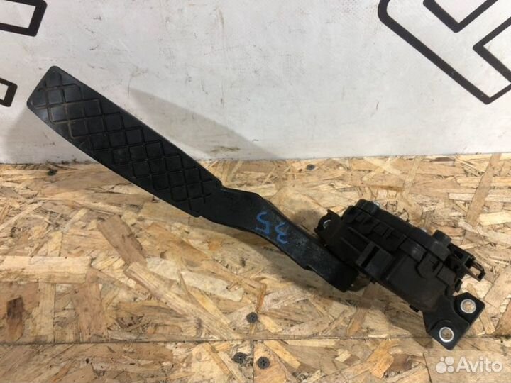 Педаль газа Volkswagen Touareg 2 До Рестайл