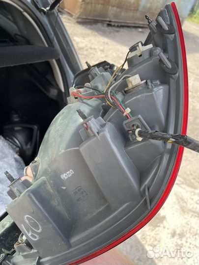 Задняя левая фара kia ceed 2010-2012