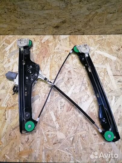 Стеклоподъемник передний правый BMW 3 E90