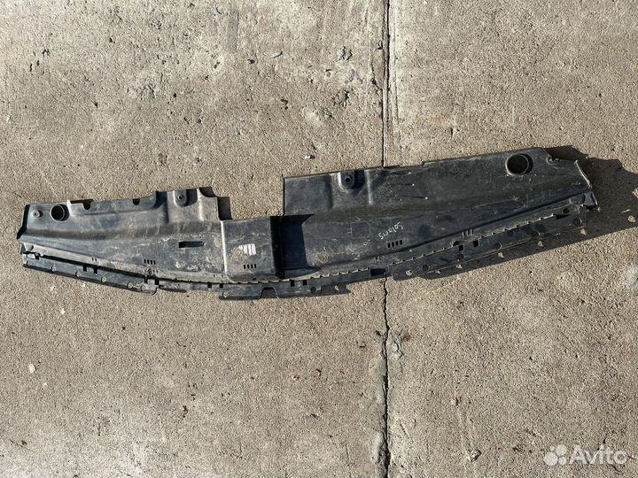 Кожух замка капота Hyundai Solaris 2014-17