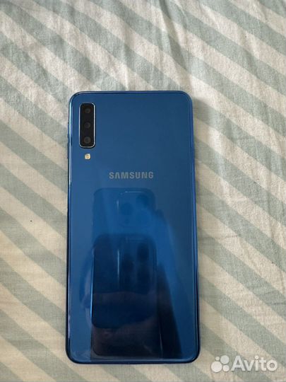 Телефон Samsung galaxy a7