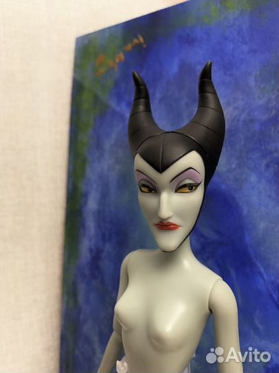 Кукла Малефисента, Disney store