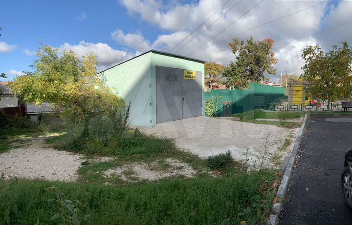 Гараж, > 30 м²