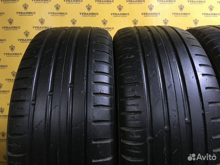 Nokian Tyres Hakka Z 235/55 R18 104W