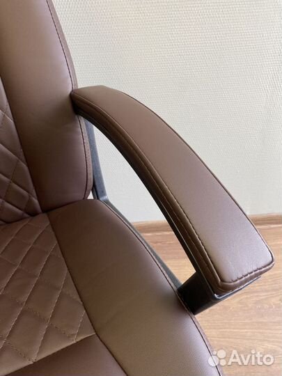 Компьютерное кресло от производителя