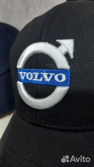 Бейсболка новая