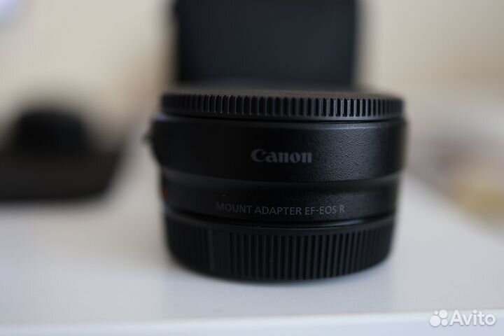 Адаптер крепления Canon Mount Adapter EF-EOS R