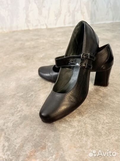 Туфли женские