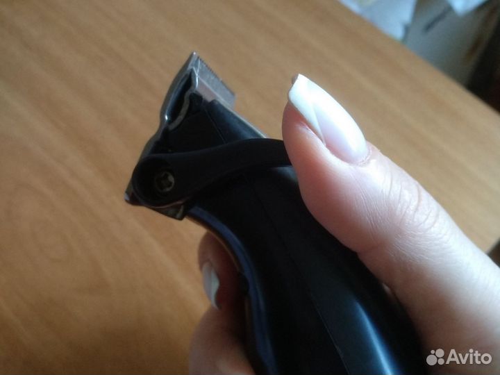 Magitec MT-7150 машинка для стрижки волос