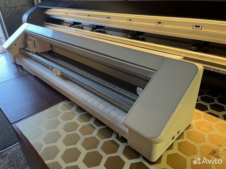 Режущий плоттер silhouette cameo pro