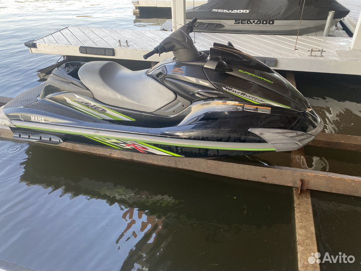 Гидроцикл yamaha