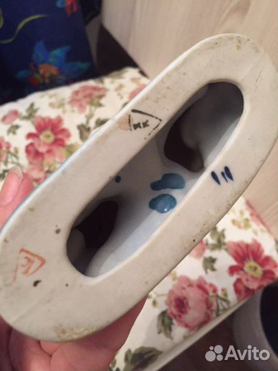 Статуэтка фарфор собака