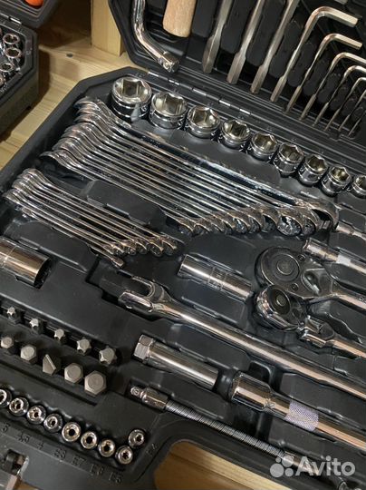 Набор инструментов 132 предмета