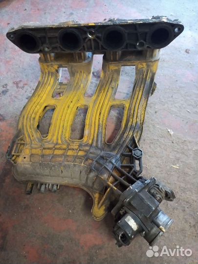 Впускной коллектор ваз 2112