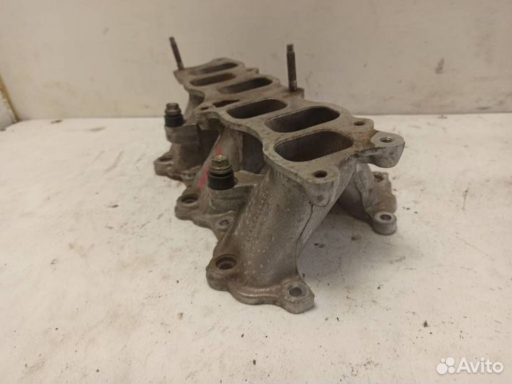 Впускной коллектор 1711131230