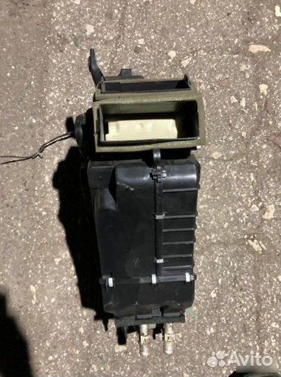 Корпус печки Cadillac Escalade 3 2006-2014