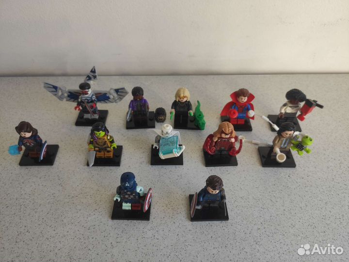 Lego minifigures marvel