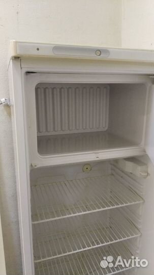 Холодильник stinol