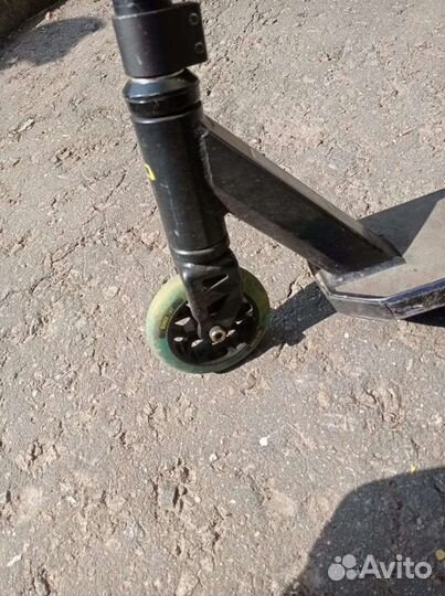 Самокат трюковой детский б/у