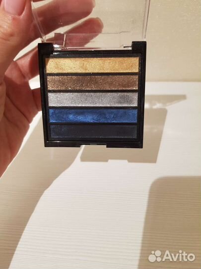 Тени для век