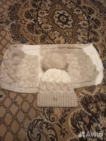 Женские шапка и шарф