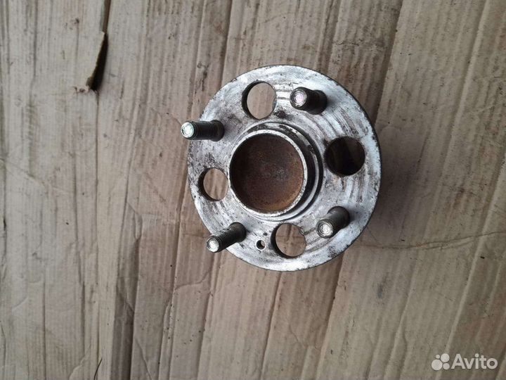 Ступица задняя. Hyundai Solaris. Kia Rio 3