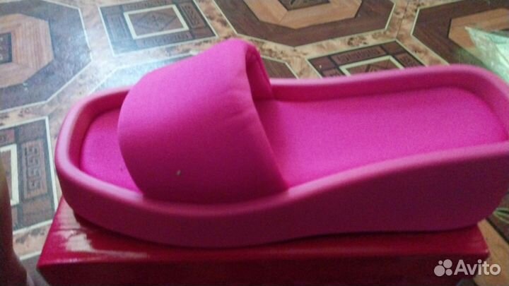 Женская и детская обувь новая