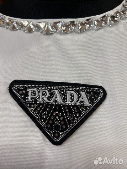 Prada новое платье с ремнем