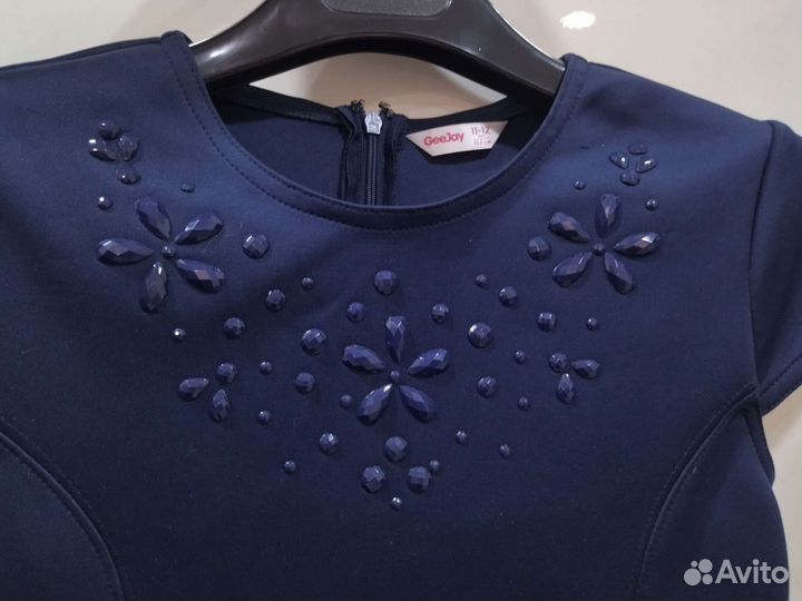 Платье праздничное