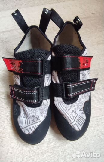 Скальные туфли 38