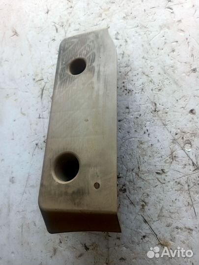 Подставка под ногу Kia Sorento 1 BL