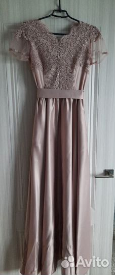 Вечернее платье в пол 42 44