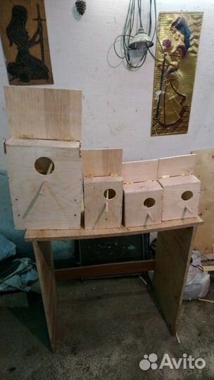 Домик - гнездо для попугаев