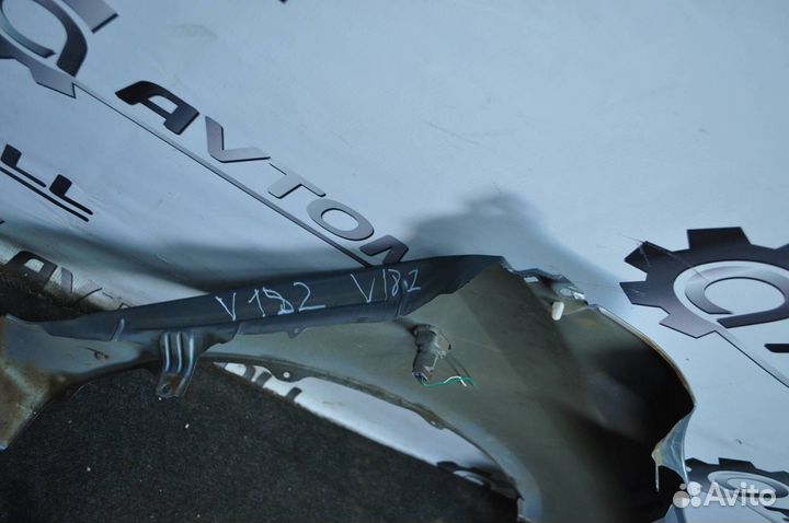 Крыло переднее левое toyota corolla ZZE120