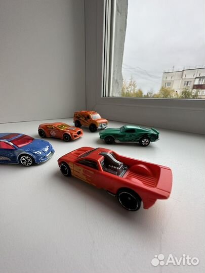 Hot wheels меняющие цвет в воде