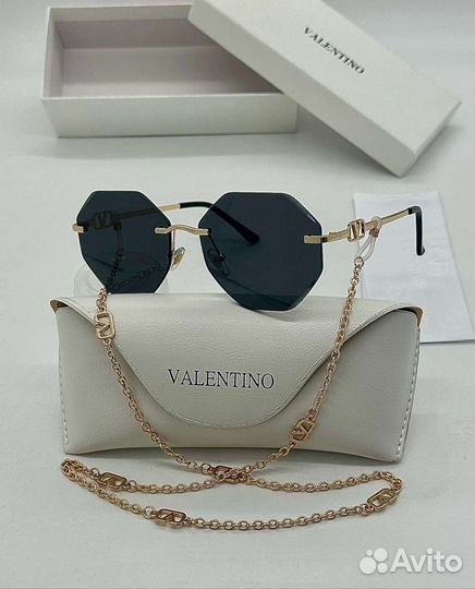 Очки Valentino солнцезащитные