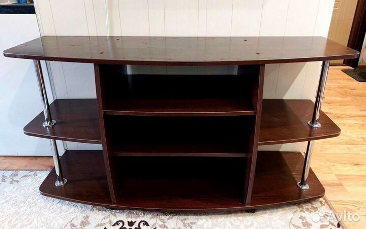 Тумба под телевизор