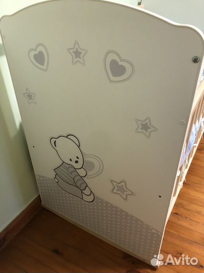 Детская кроватка