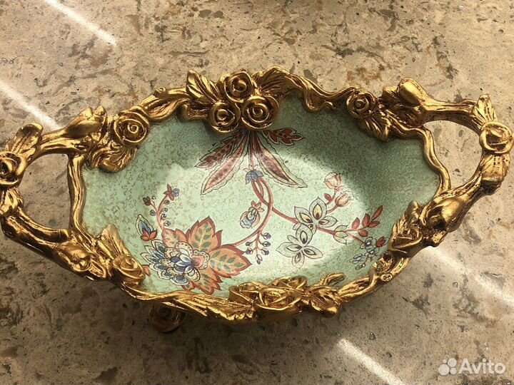 Фруктовница и конфетница