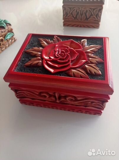 Шкатулки для украшений на заказ