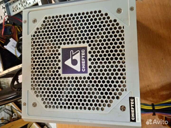 Блок питания Chieftec HPS-400NS 400Вт