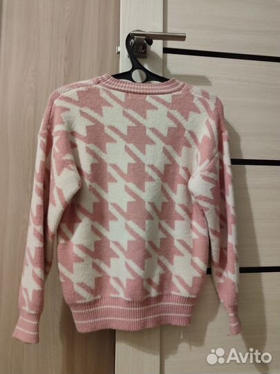 Свитер и жилетка