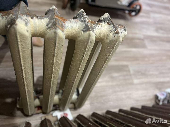 Батарея чугунная