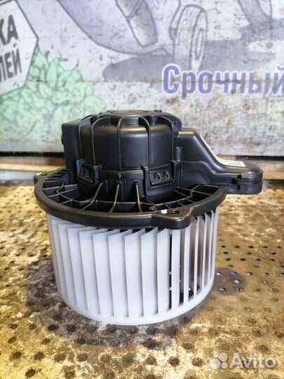 Мотор печки Hyundai Tucson 3 (TL)