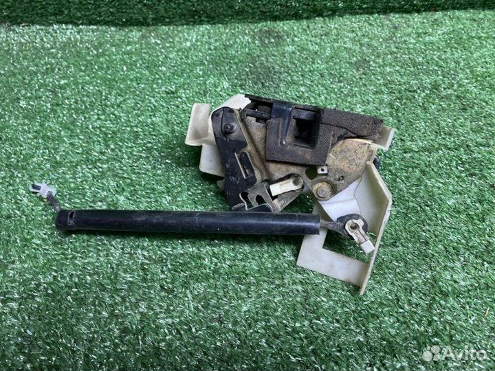 Замок двери задний левый Hyundai Sonata 5 (Тагаз)