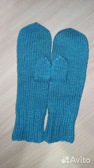 Варежки женские